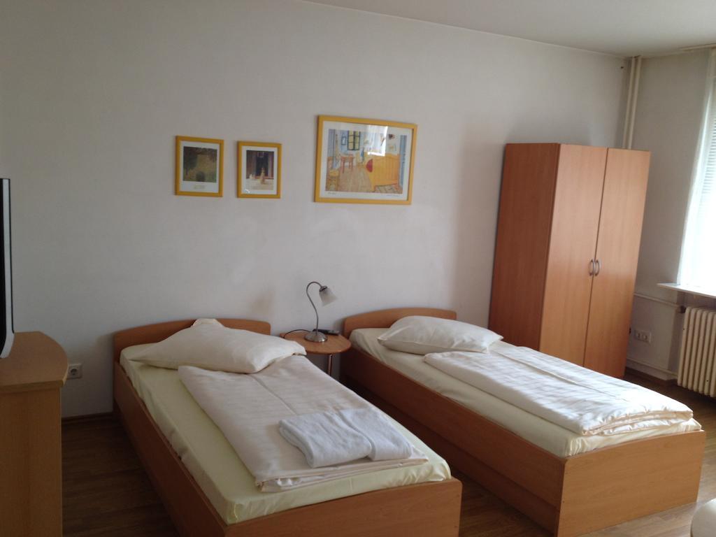 City Hotel Garni Ганновер Экстерьер фото
